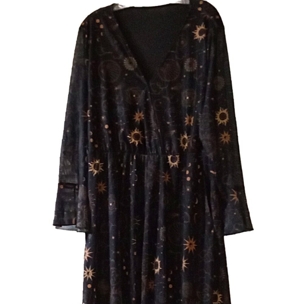 NWT Sun & Stars Celestial Size 12 Dress